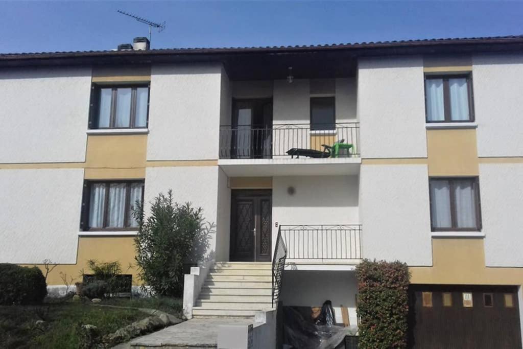 Spacieux Appartement Proche Centre Et Piscine Condom Exterior foto